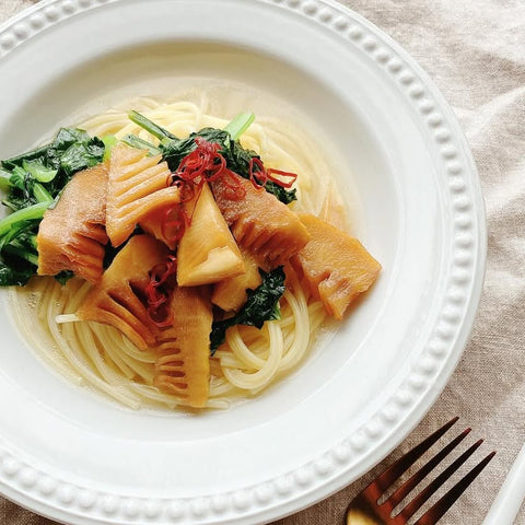 出汁を感じる旨み麺！たけのこと小松菜のスープパスタ