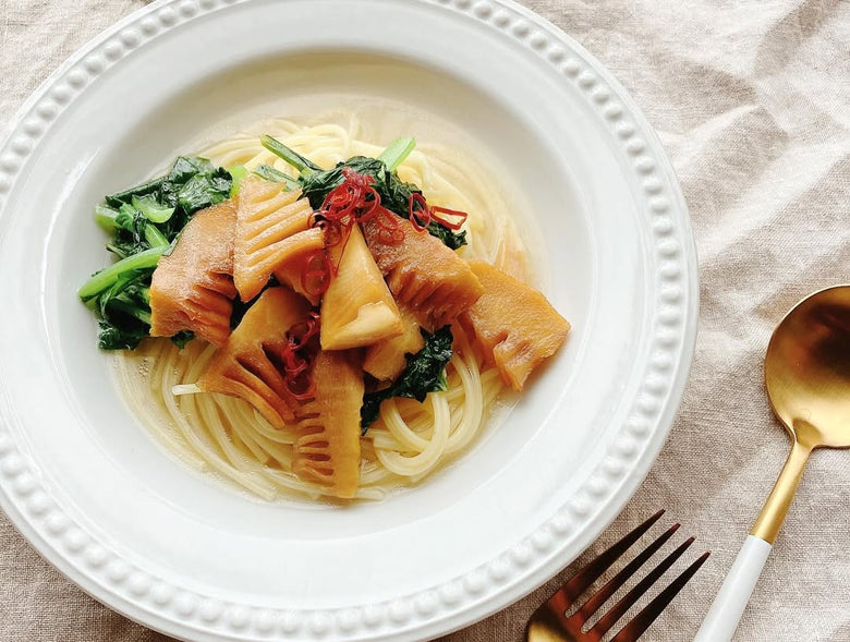 出汁を感じる旨み麺！たけのこと小松菜のスープパスタ