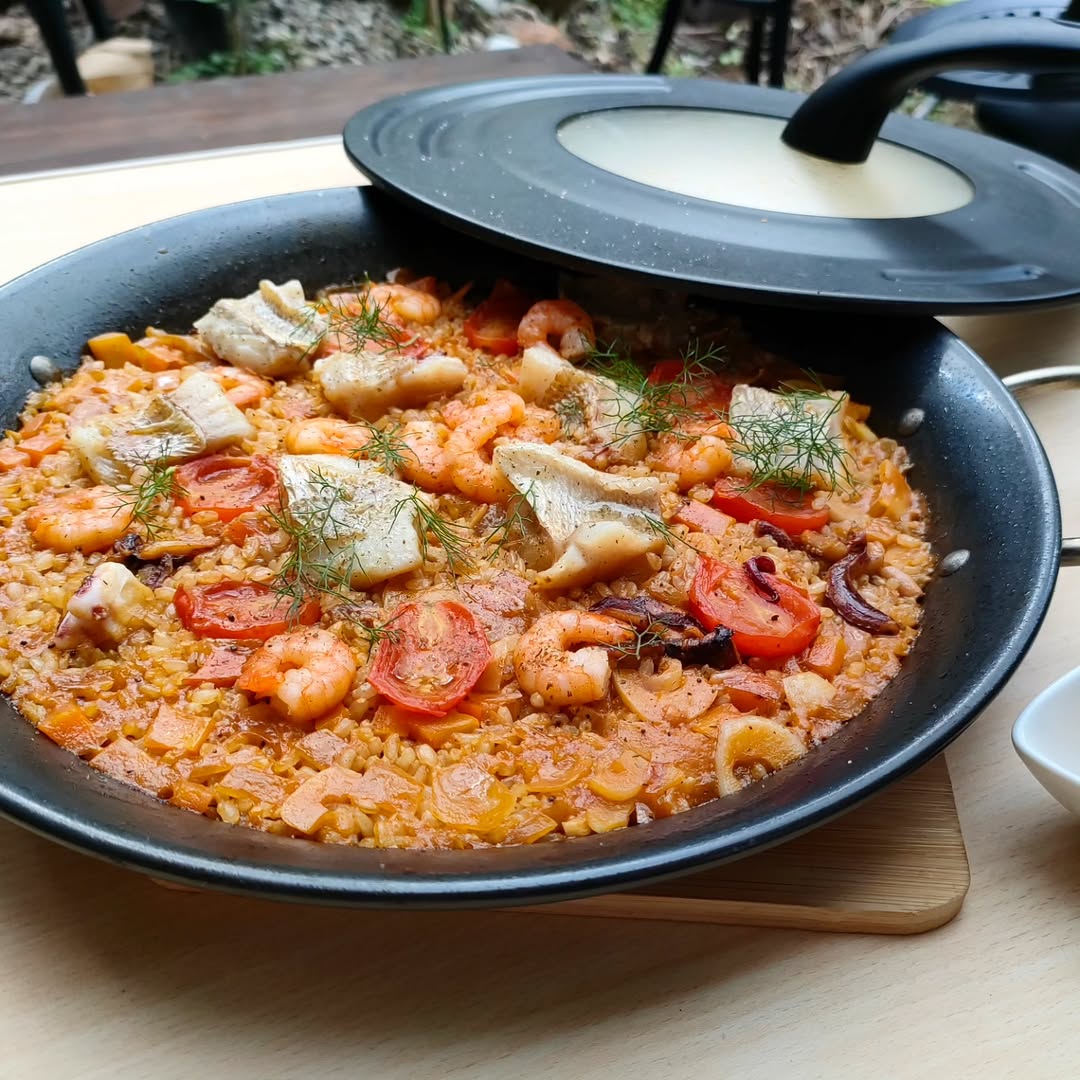 粉末だしを使ったパエリア